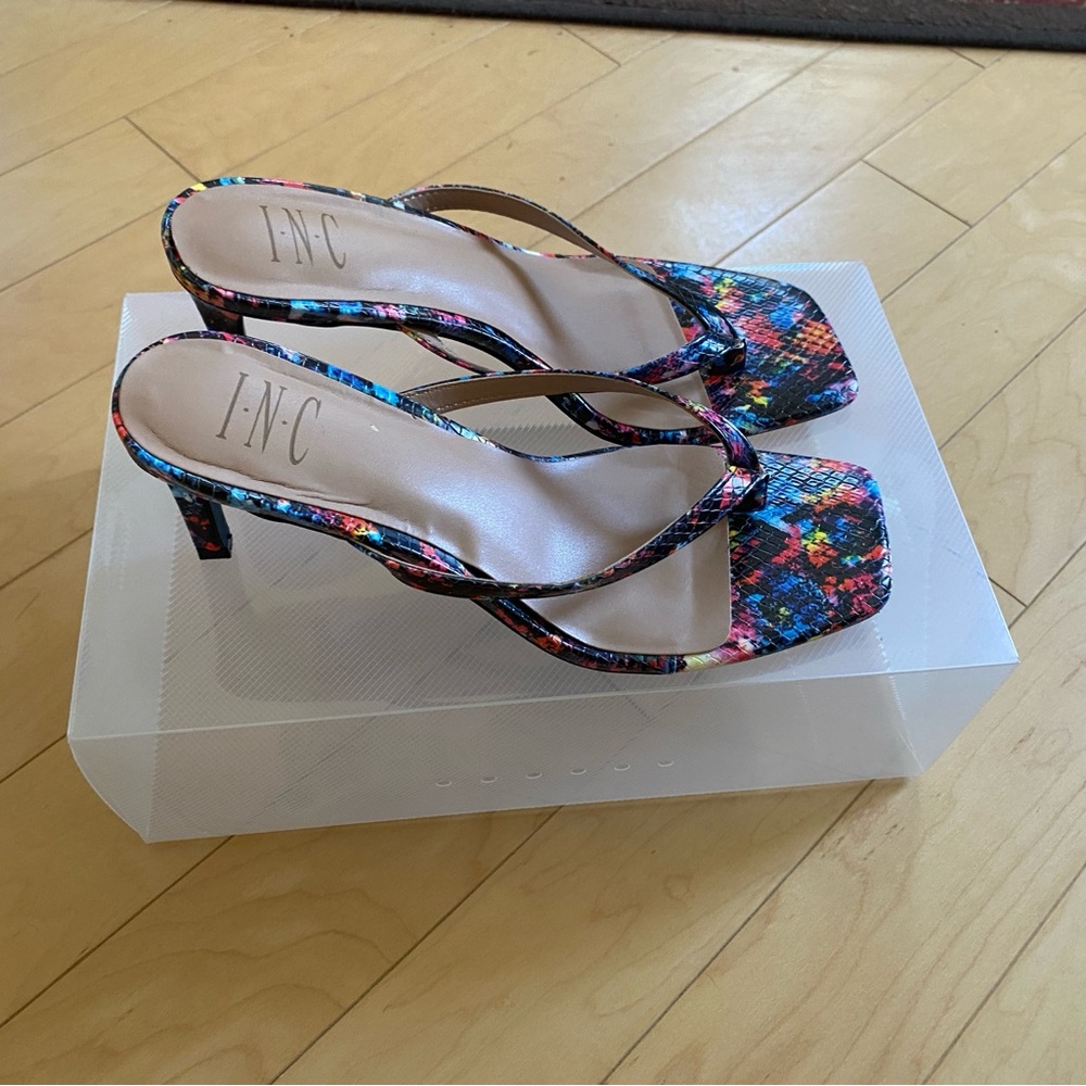 INC International Concepts Multicolored Snake Print Sandals Open-Back Design - Picture 6 of 6